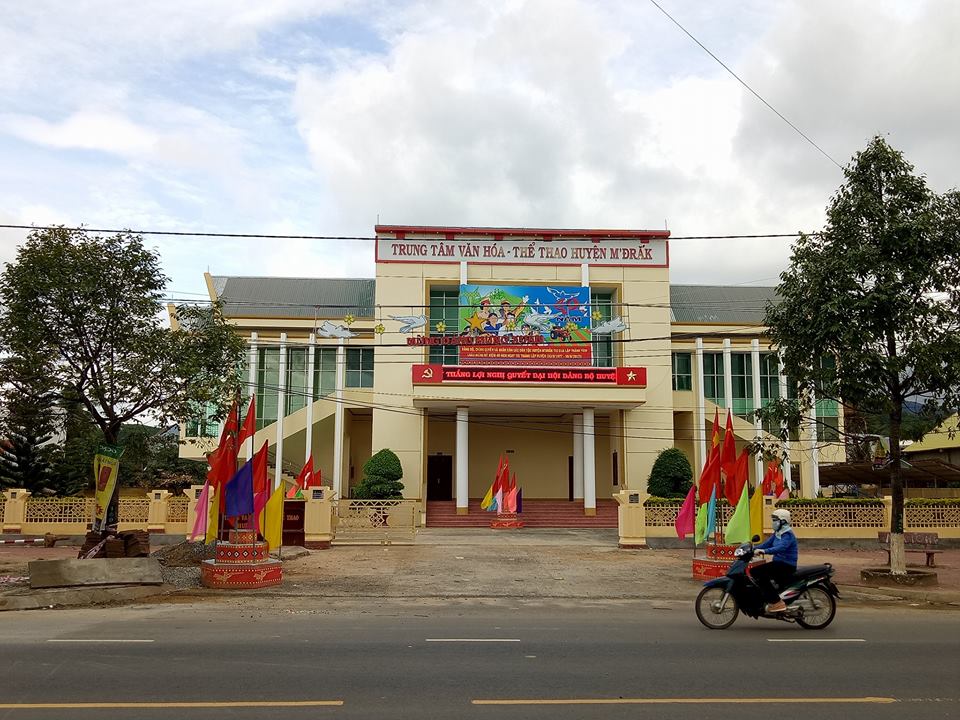 Huyện M’Drắk tổ chức nhiều hoạt động sôi nổi lập thành tích Chào mừng Kỷ niệm 40 năm ngày tái thành lập huyện (30/8/1977-30/8/2017)